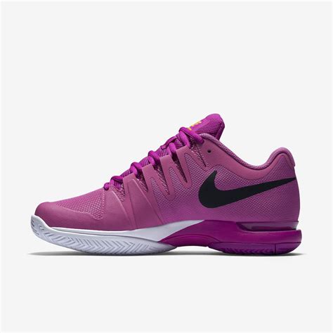 nike tennis shoes for women.